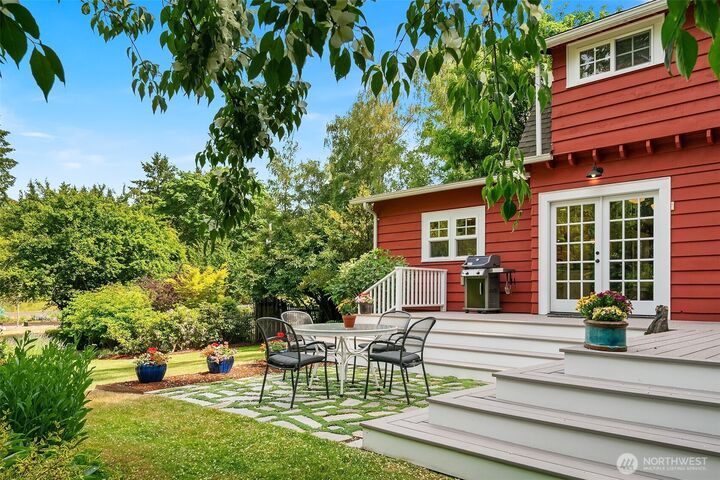 Property Photo:  9026 SW 184th Street  WA 98070 