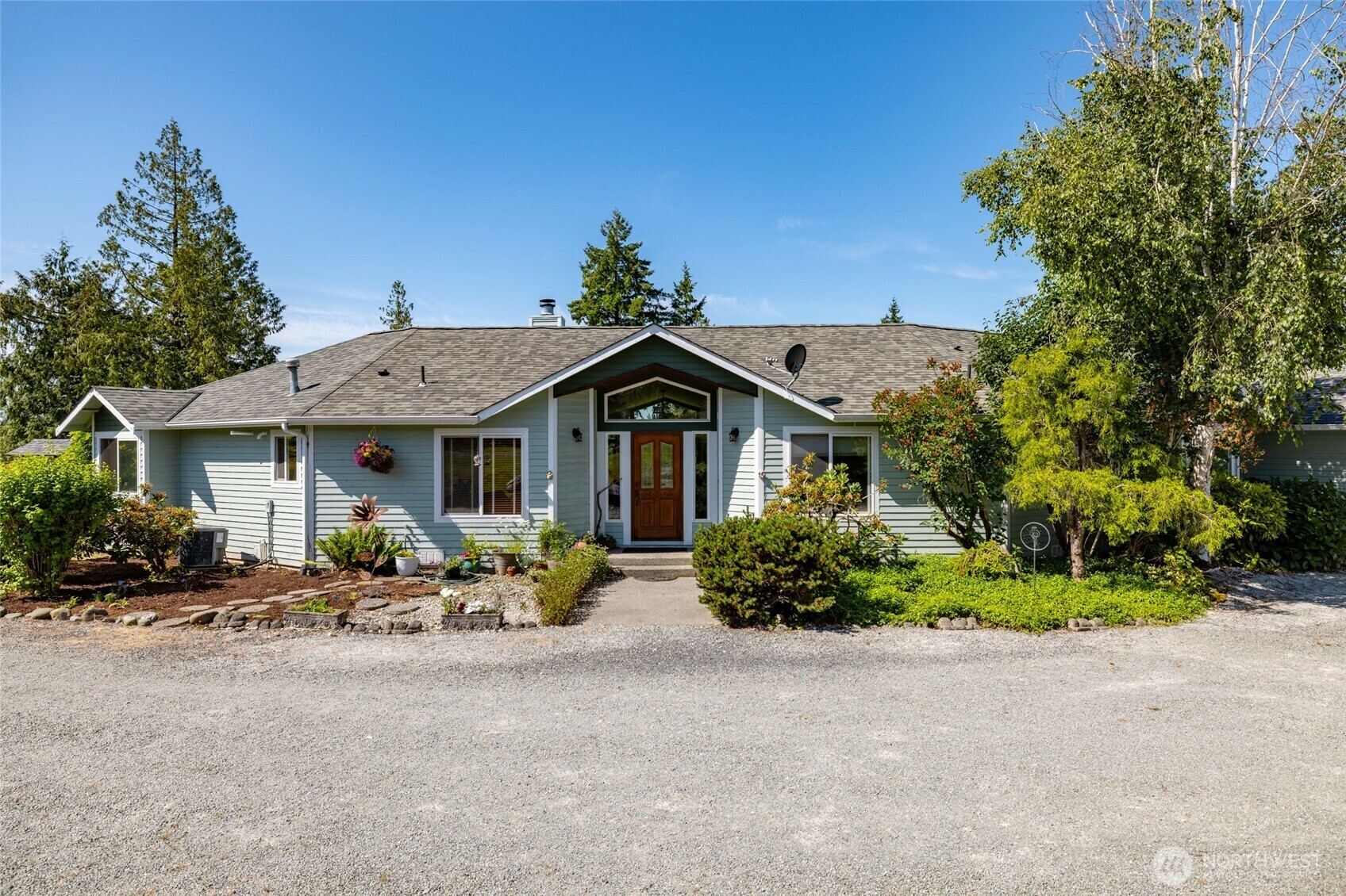 Property Photo: 5649 Park Ridge Place WA 98284