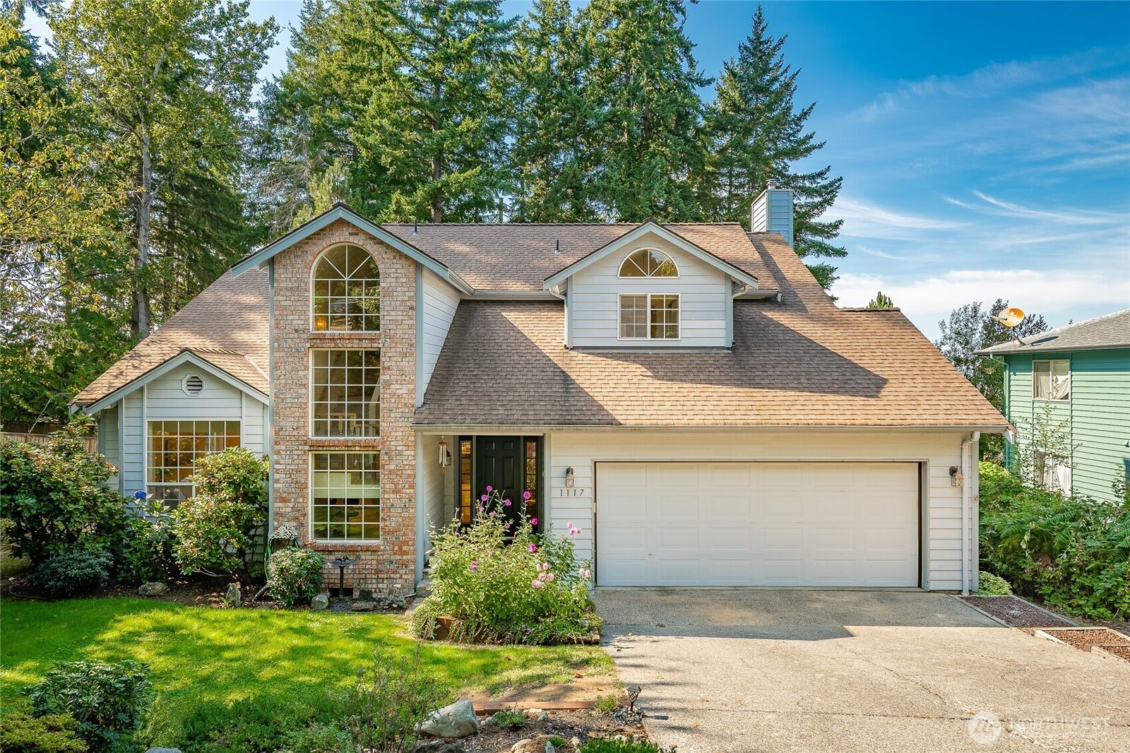 Property Photo:  1117 W Racine Street  WA 98229 