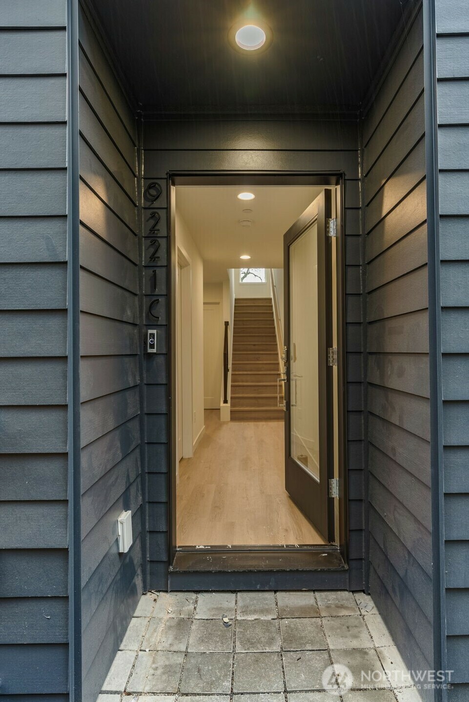 Property Photo: 9221 D 14th Avenue NW WA 98117