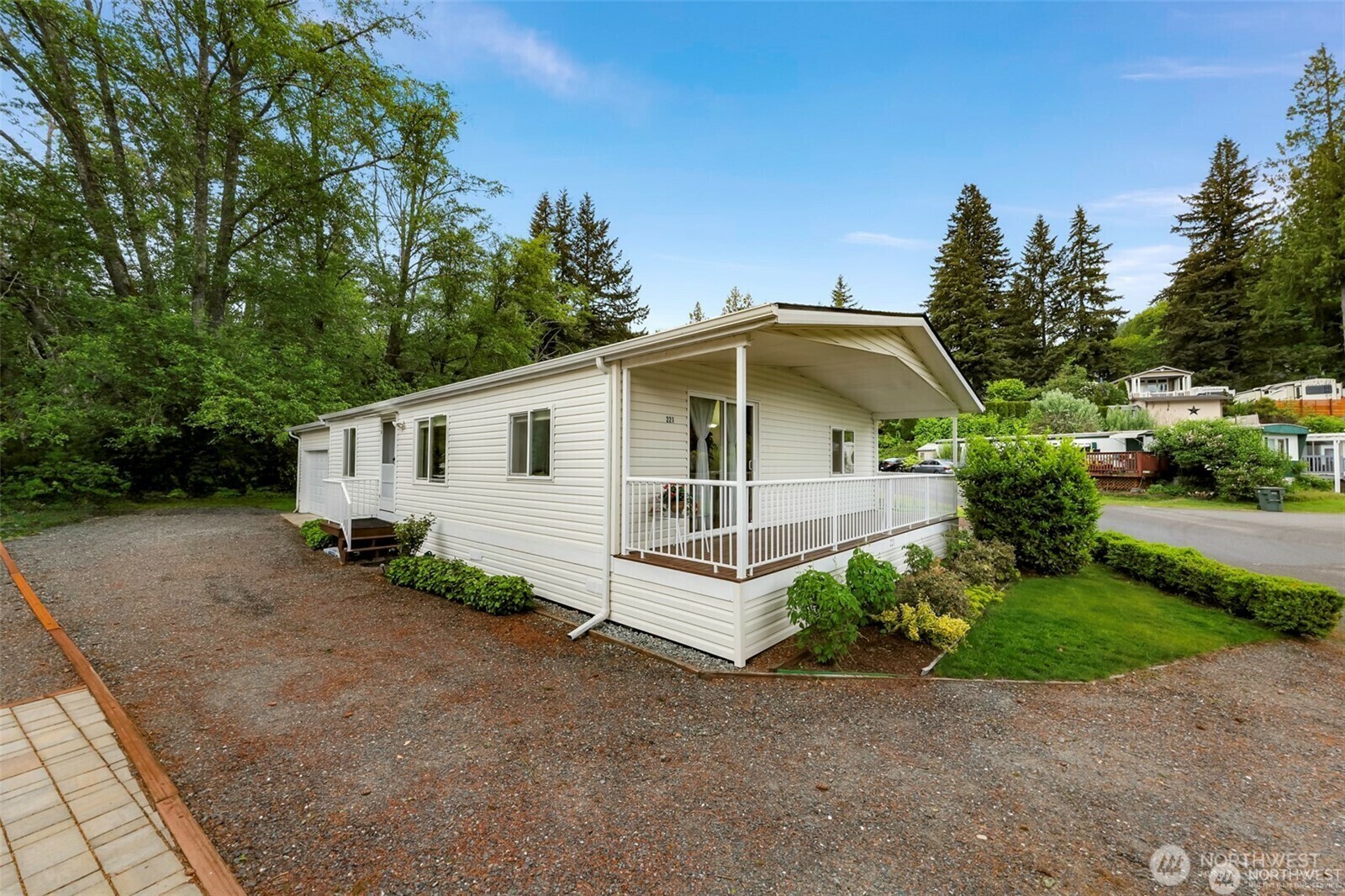 Property Photo: 921 Autumn Lane 221 WA 98229