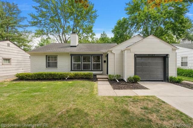 Property Photo:  15589 Kirkshire Avenue  MI 48025 