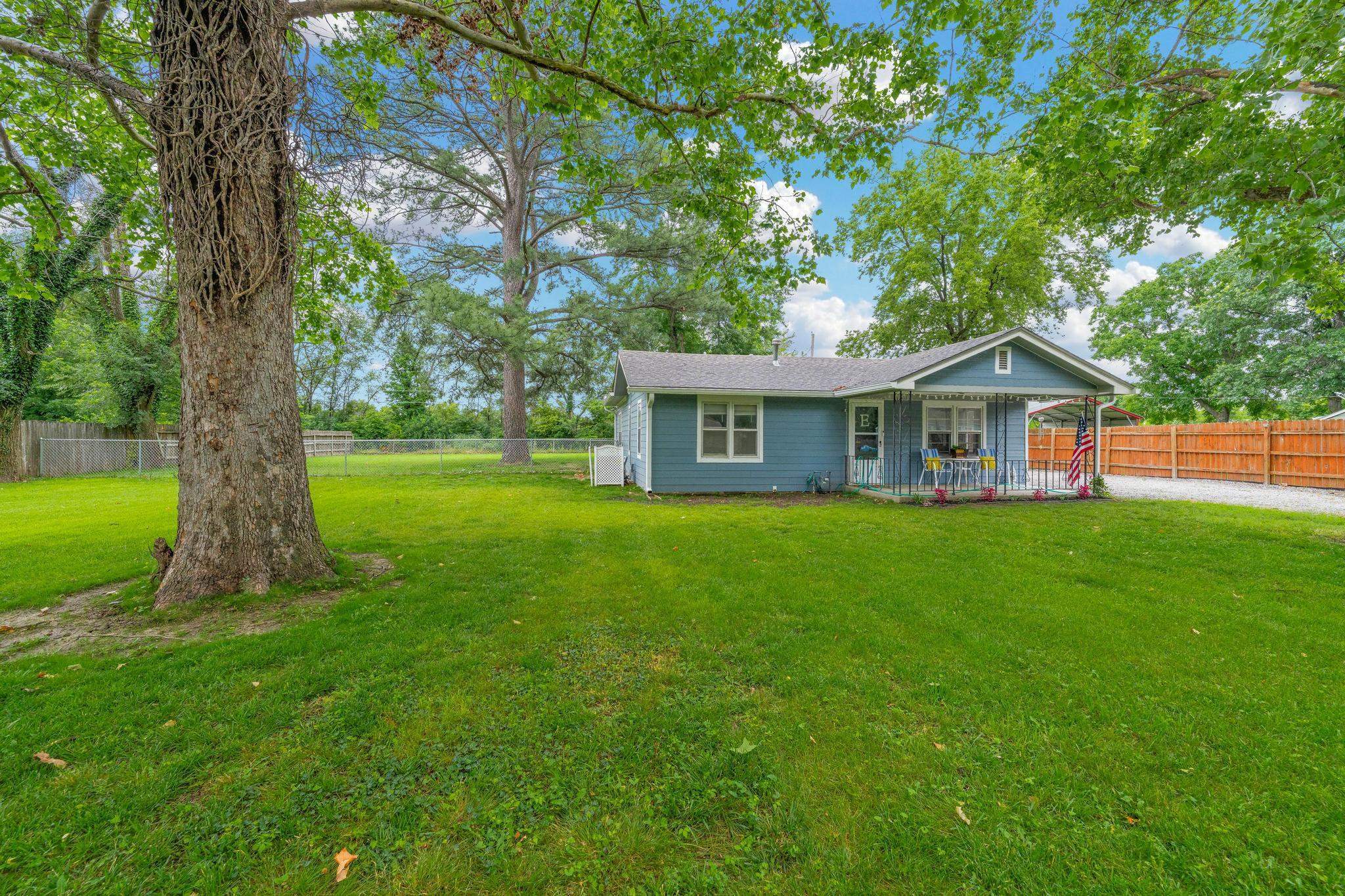 Property Photo: 601 W 51st St S KS 67217