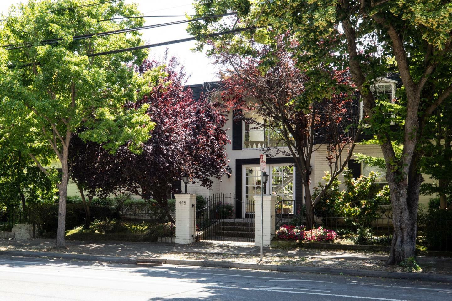 Property Photo: 445 Oak Grove Avenue 4 CA 94025
