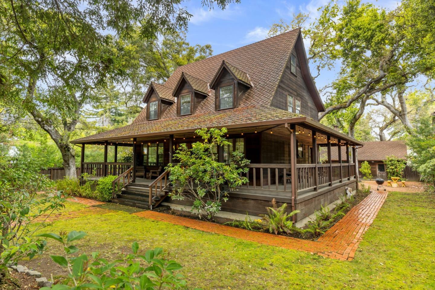 Property Photo: 510 Encina Avenue CA 94025
