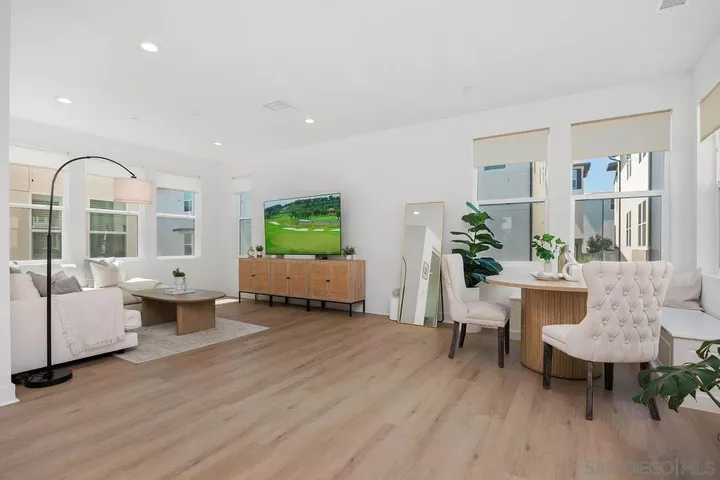 Property Photo: 8021 Rubicon CA 92126