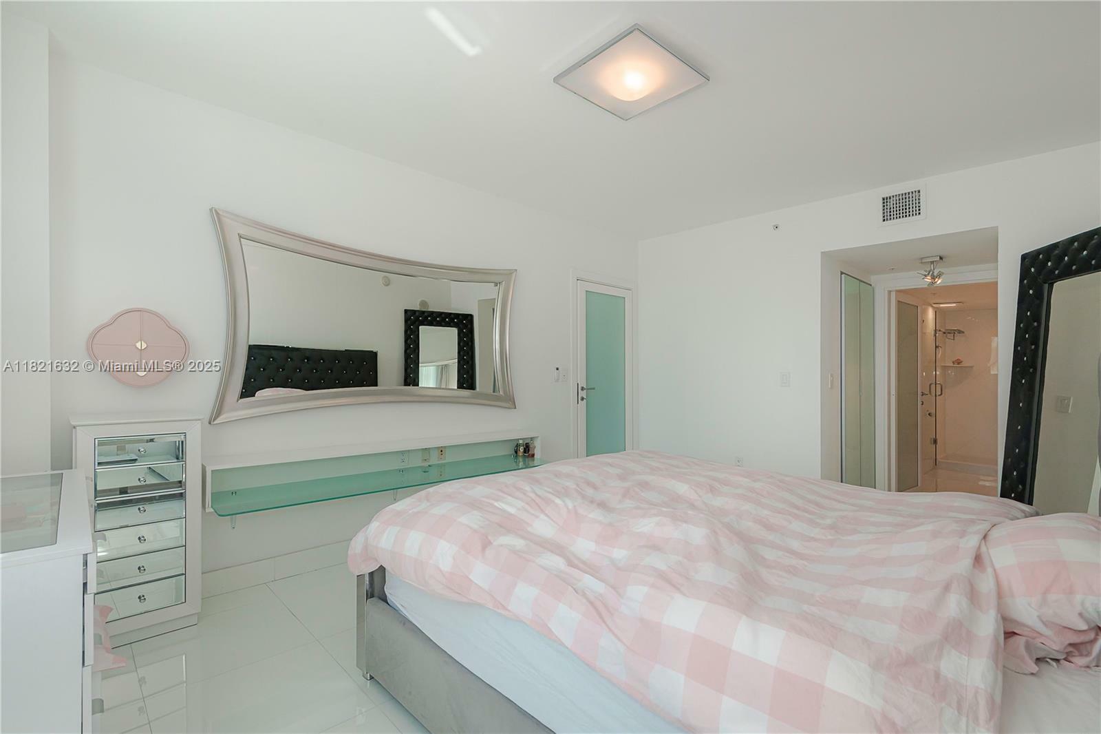 Property Photo: 2000 N Bayshore Dr 617 FL 33137