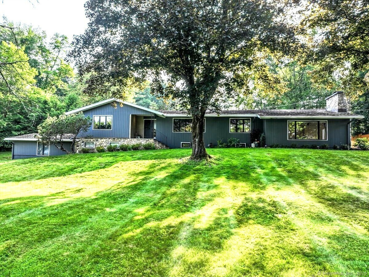 Property Photo: 10 Fernbrook Drive CT 06804