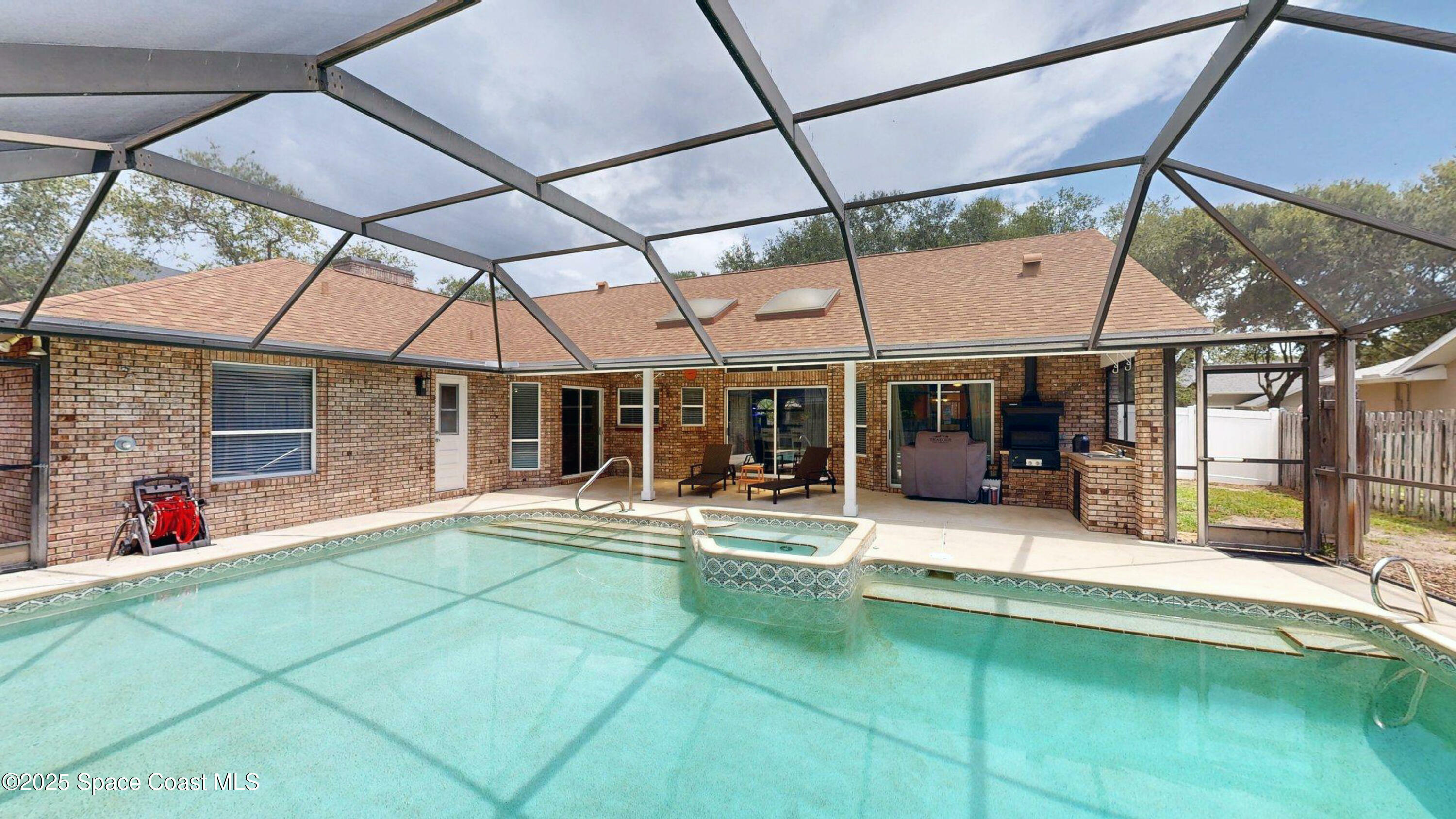 Property Photo: 207 Waterbury Lane FL 32937