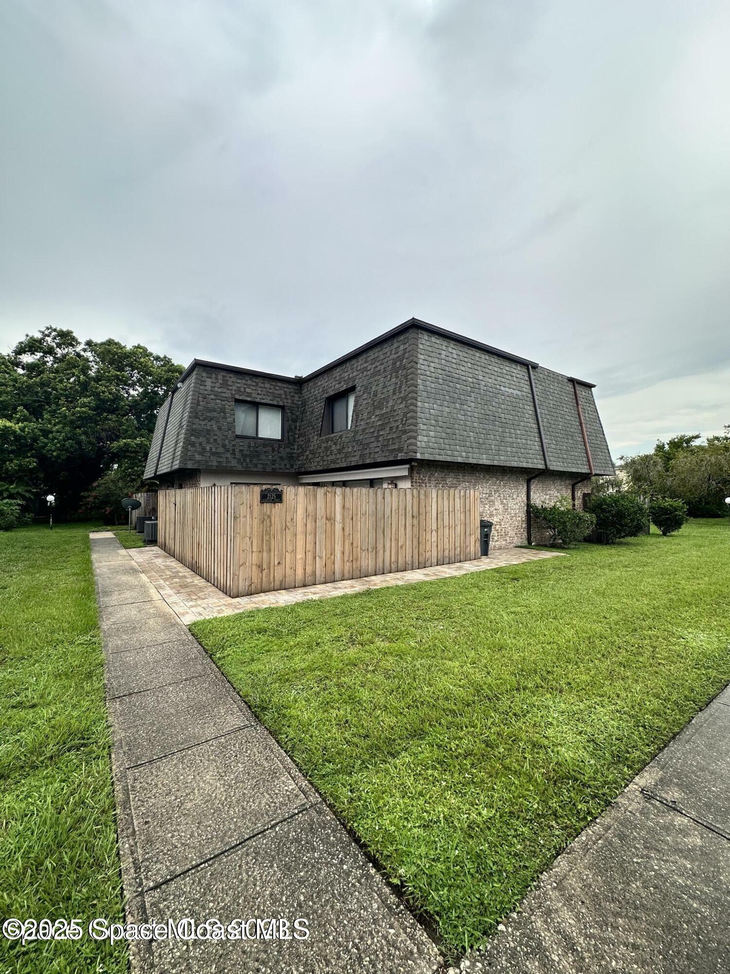 Property Photo: 2127 Harrison Street FL 32780