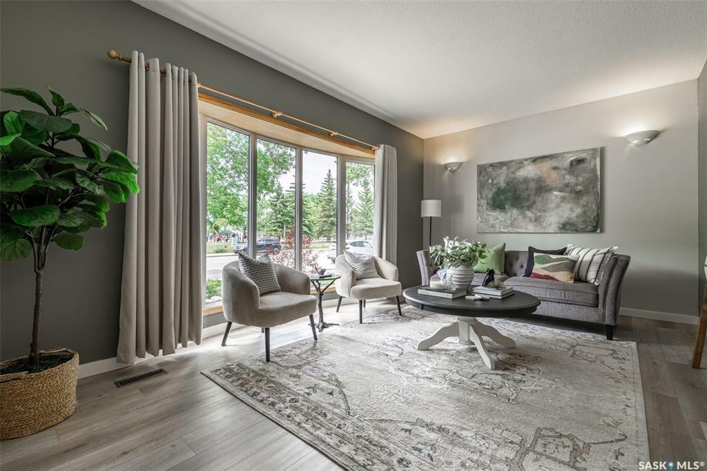 Property Photo: 418 Silverwood Road SK S7K 6N2
