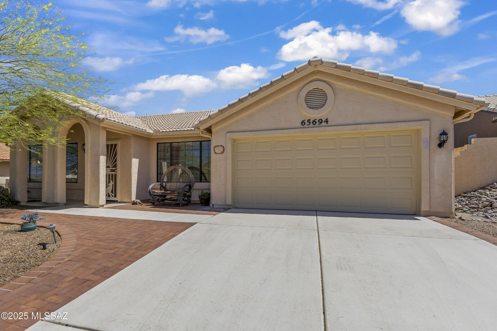 Property Photo: 65694 E Rocky Trail Drive AZ 85739