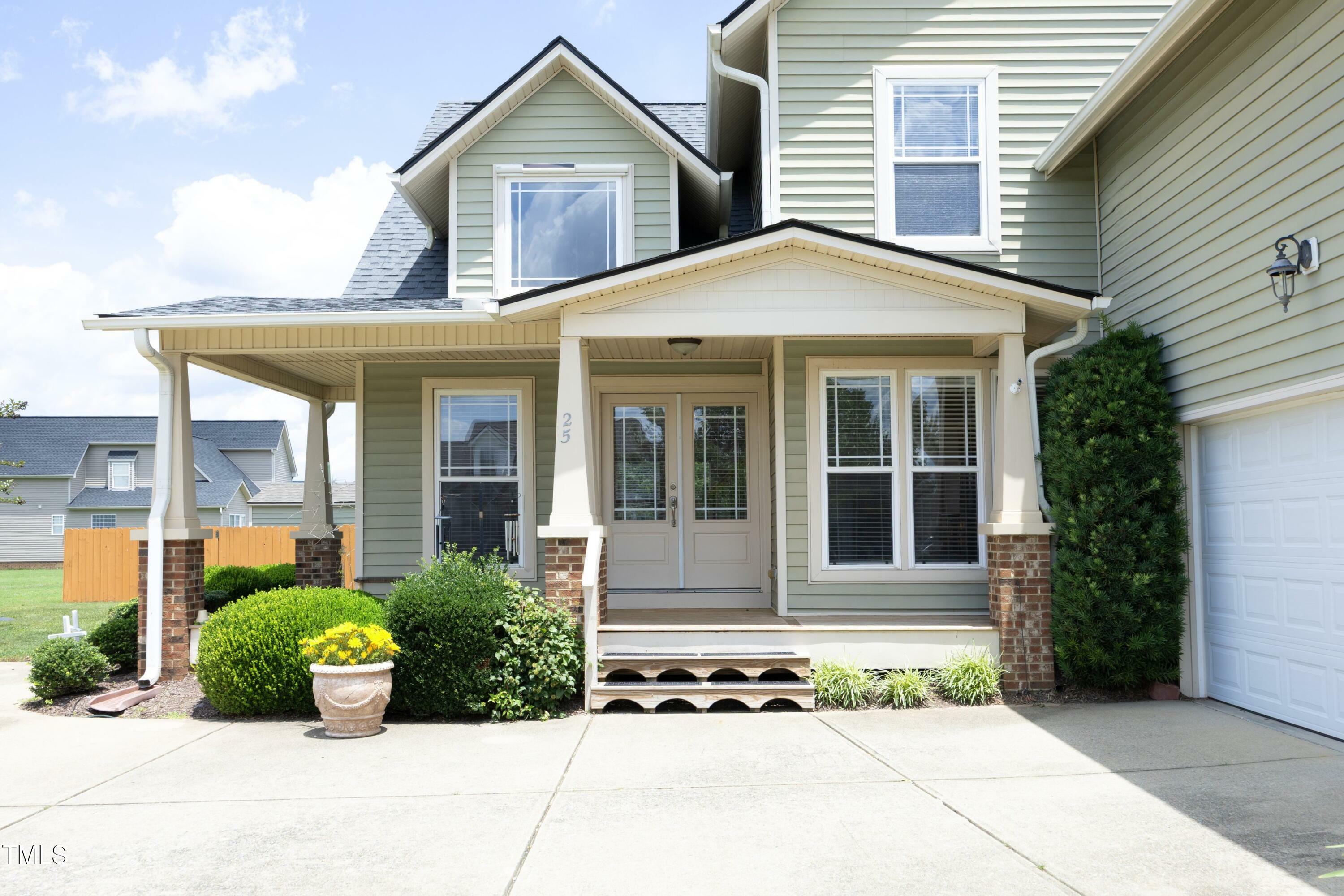Property Photo: 25 Ruth Circle NC 27526