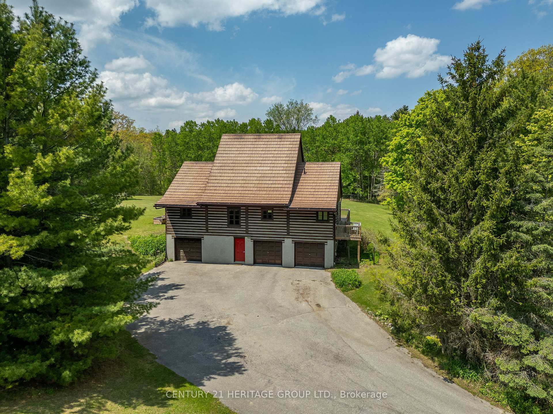 Property Photo: 300 Old Bathurst Street ON L7B 1K5