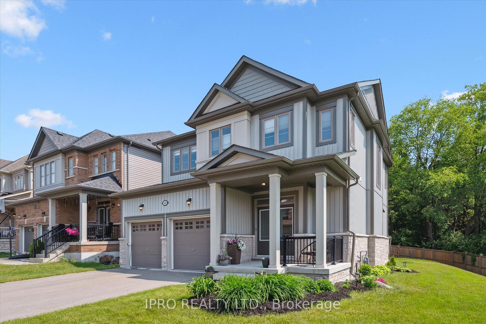 Property Photo: 141 McFarlane Crescent ON N1M 0G5