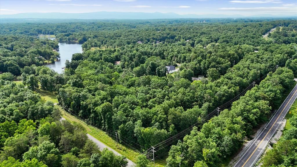 Property Photo:  1008 War Eagle Dr  TN 38572 