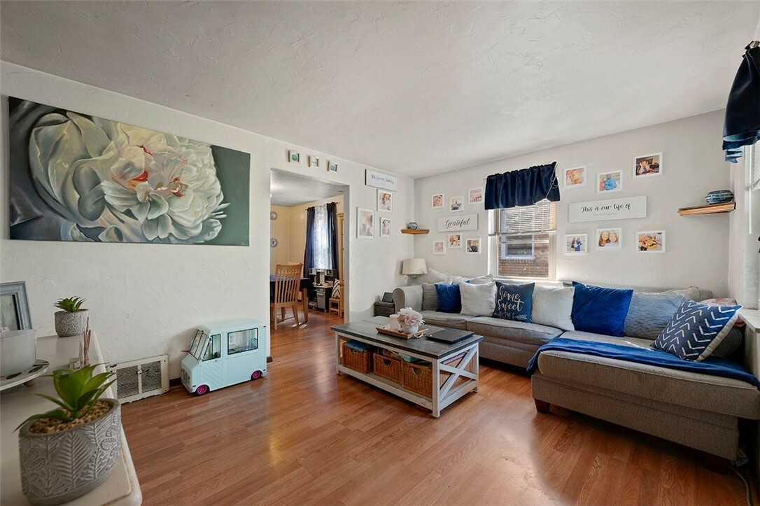 Property Photo: 2921 Leola Ave PA 15227