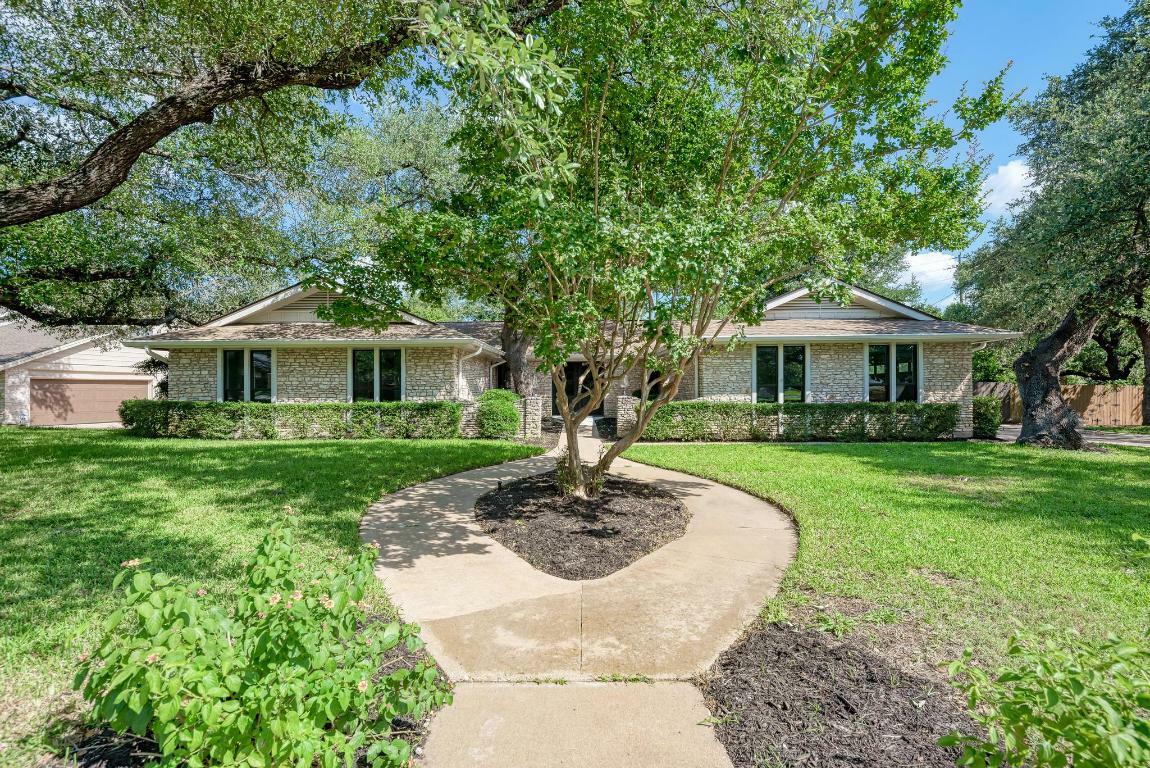 Property Photo: 10507 Spicewood Parkway TX 78750