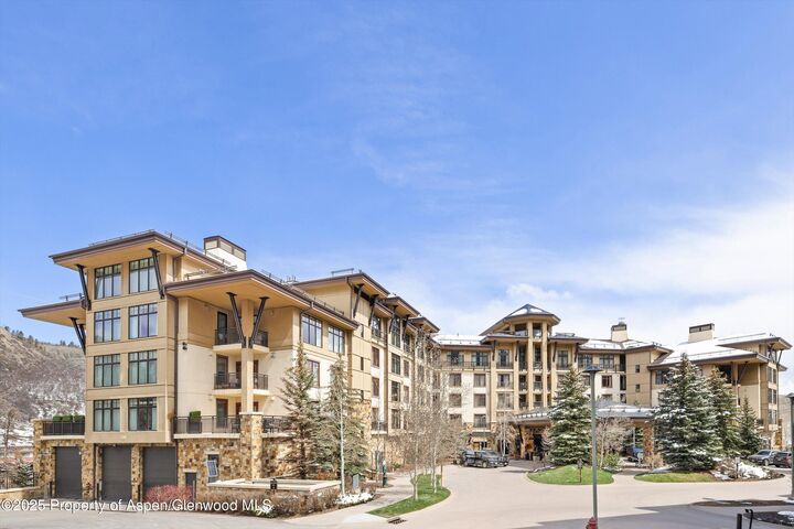 Property Photo:  130 Wood Road 314/316  CO 81615 