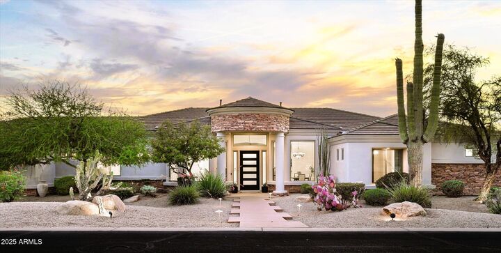 Property Photo:  3946 N Pinnacle Hills Circle  AZ 85207 