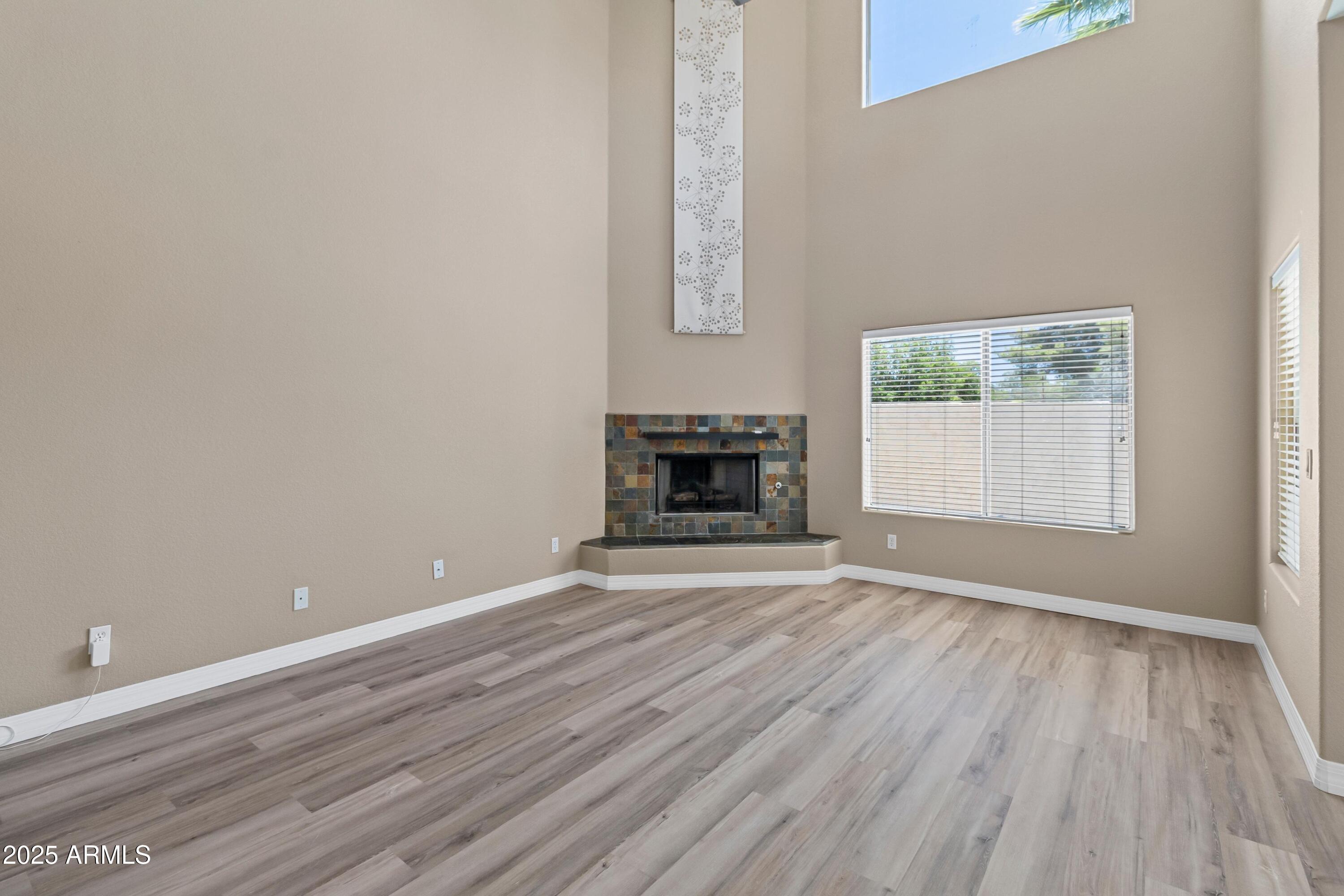 Property Photo: 4301 N 21st Street 24 AZ 85016