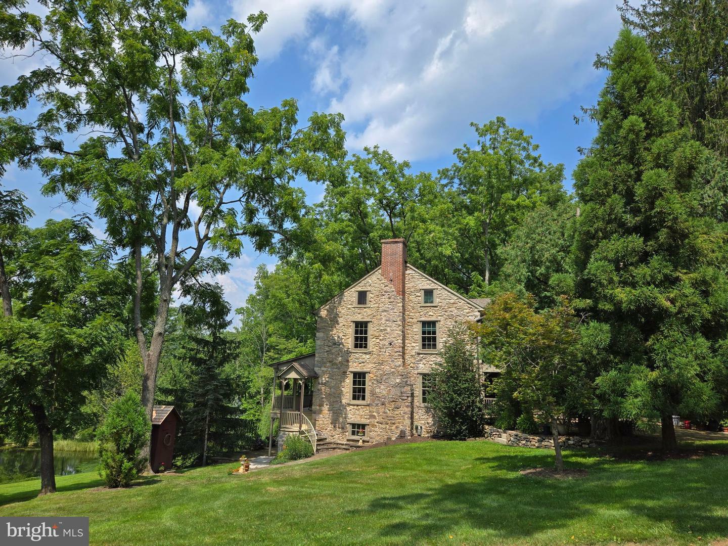 Property Photo: 139 Mine Road PA 19547