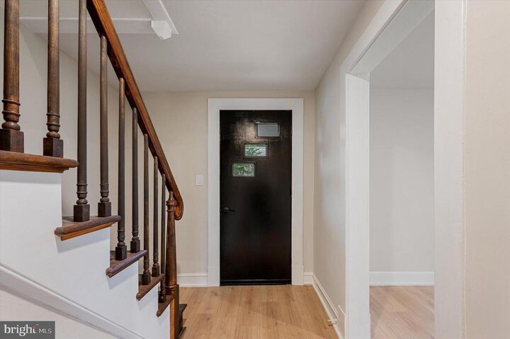 Property Photo: 553 Highland Avenue VA 22601