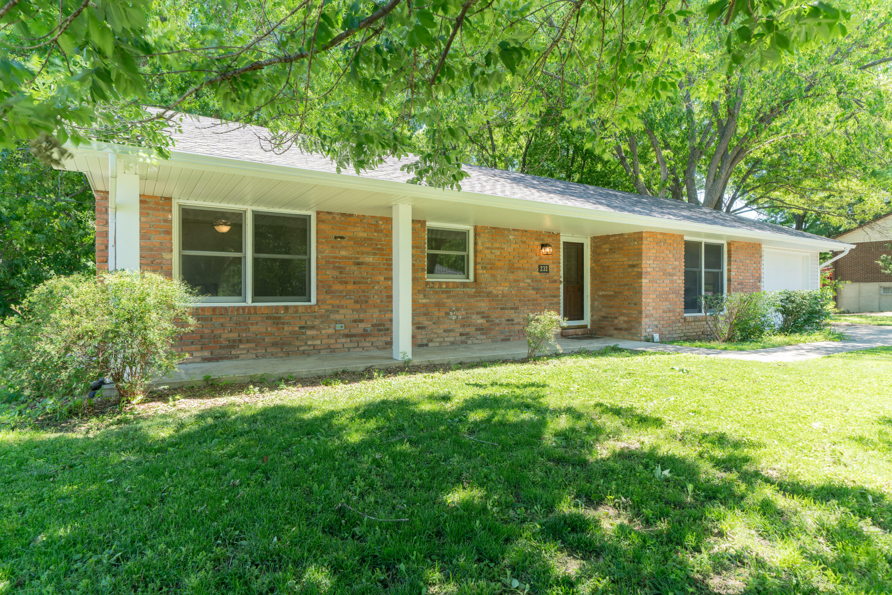 232 Pheasant Ln  Holts Summit MO 65043 photo