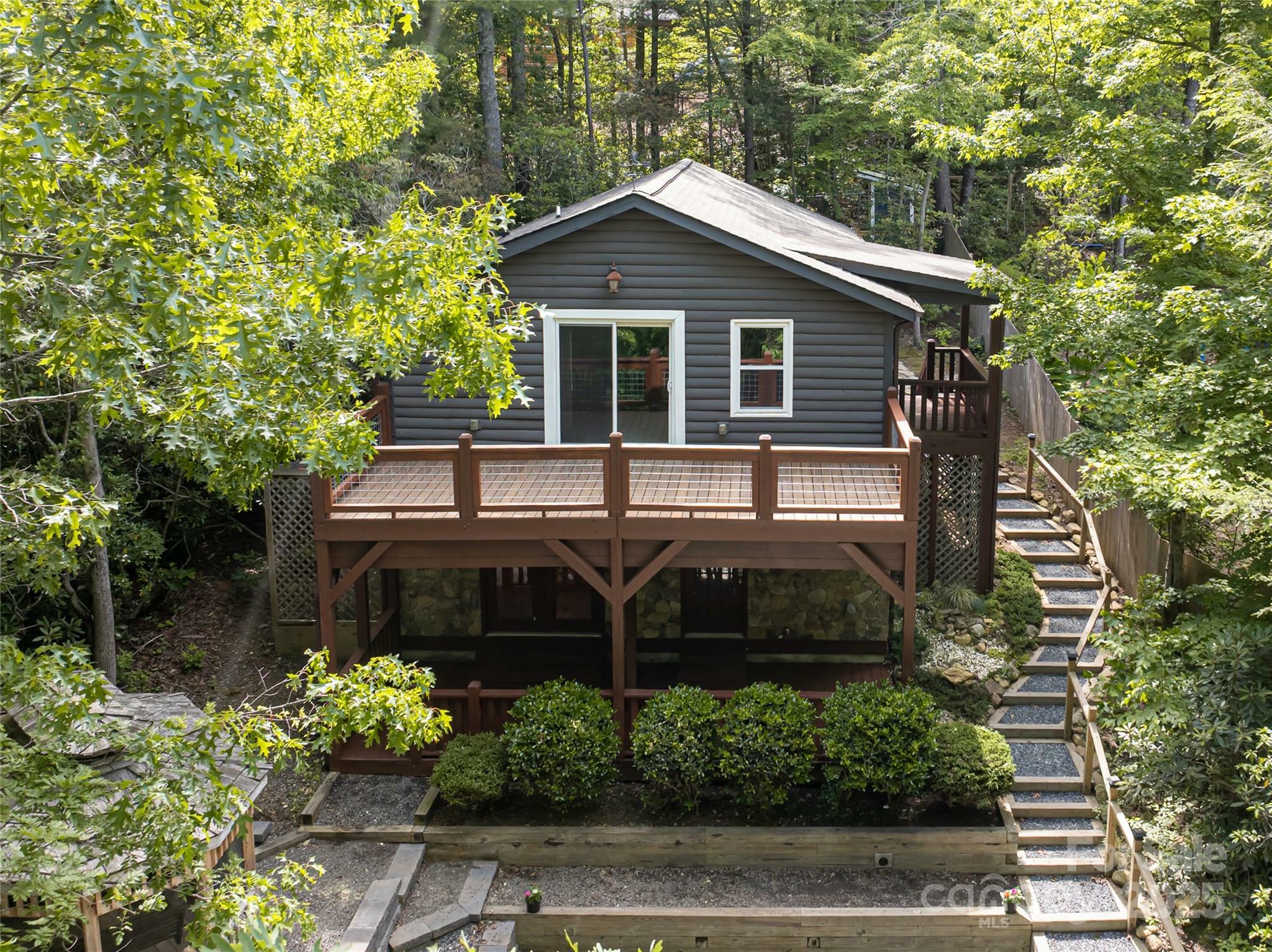 Property Photo: 153 Buckner Road NC 28711
