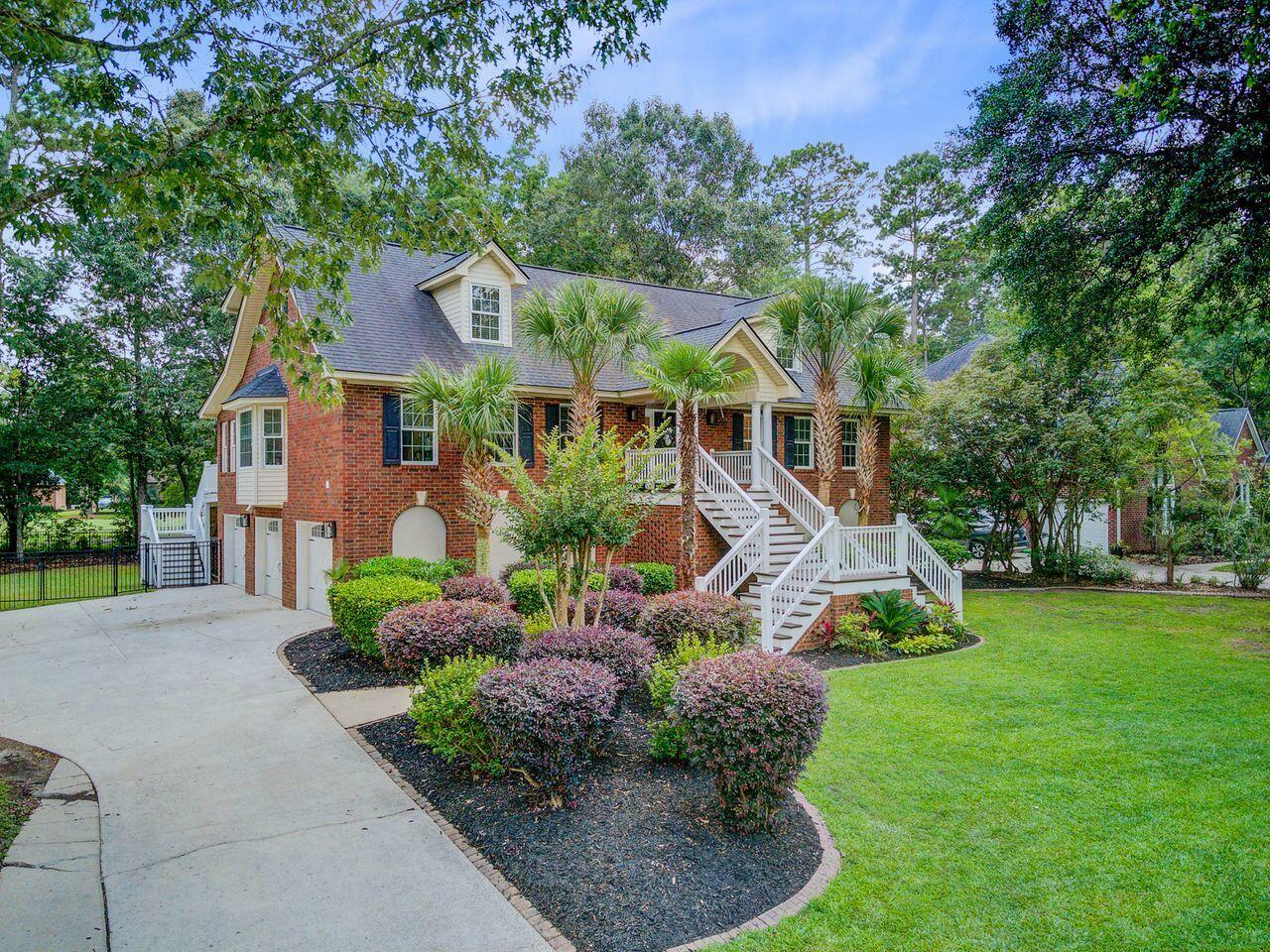 Property Photo: 4272 Persimmon Woods Drive SC 29420