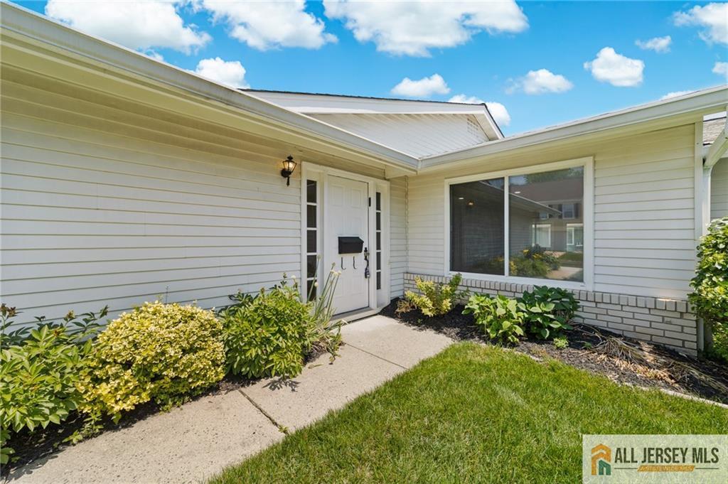 Property Photo: 442 Dahlia Plaza 442A NJ 08831