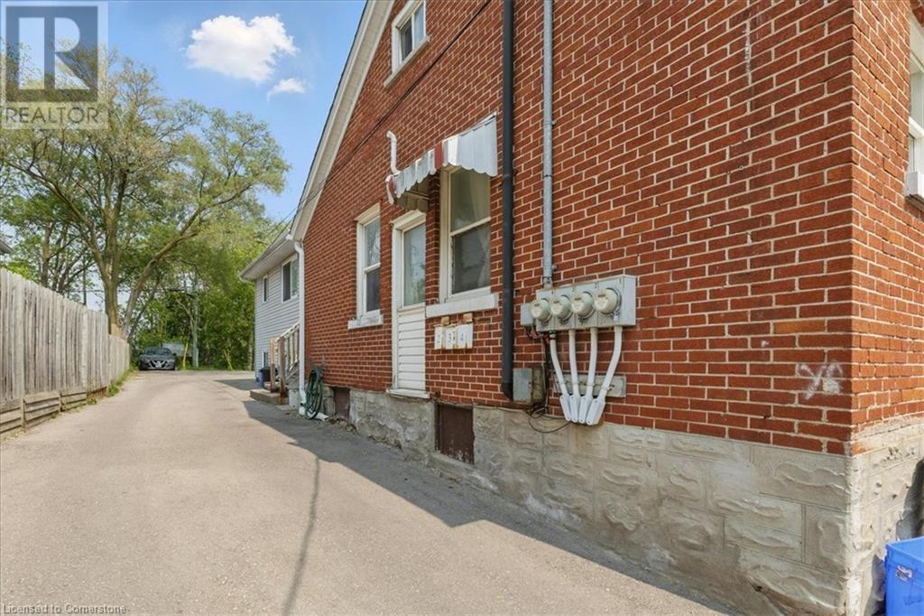 Property Photo: 839 Stirling Avenue South ON N2L 2M6