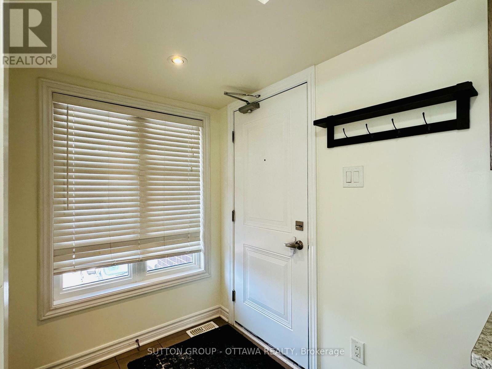 Photo de la propriété: 506 Clearbrook Drive ON K2J 5X5