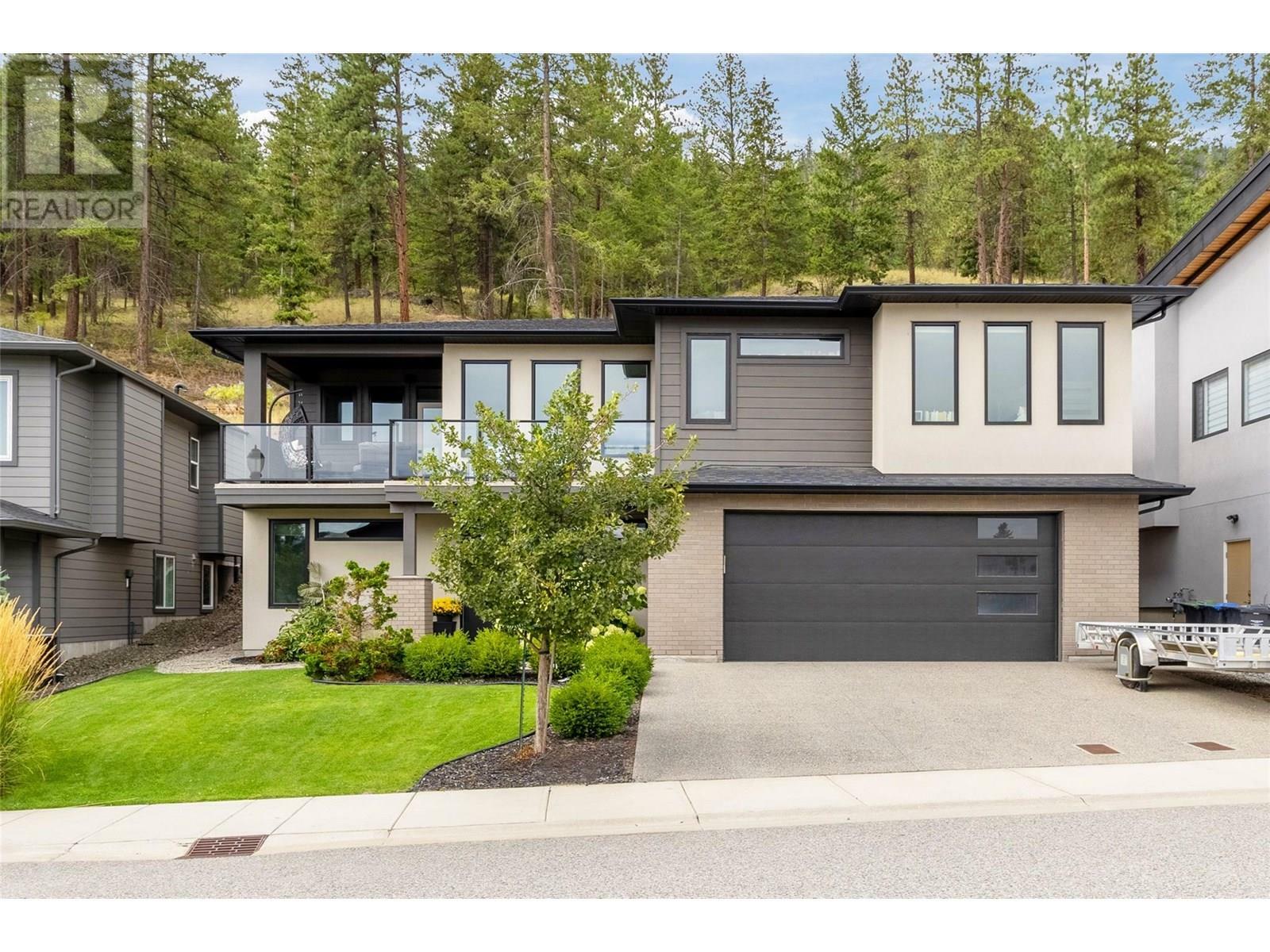 Property Photo: 2558 Crown Crest Drive BC V4T 3M6