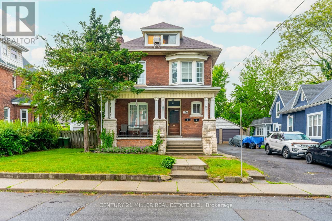 Property Photo: 124 Gladstone Avenue ON L8M 2H9