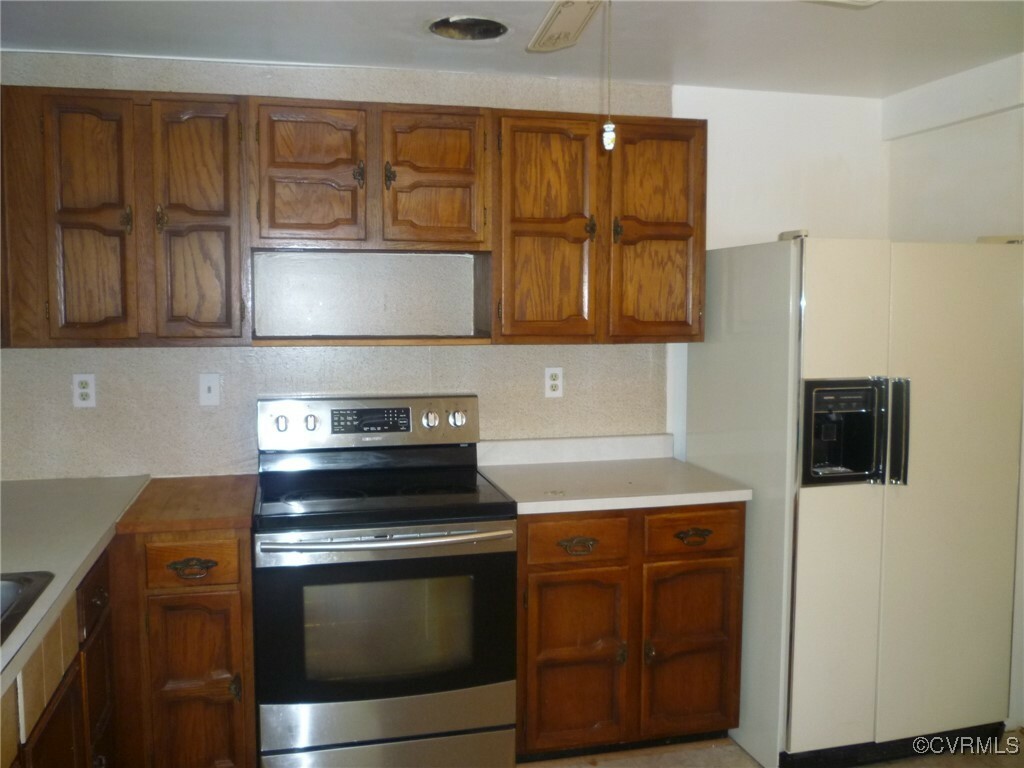Property Photo: 7479 Jennifer Lane VA 23111