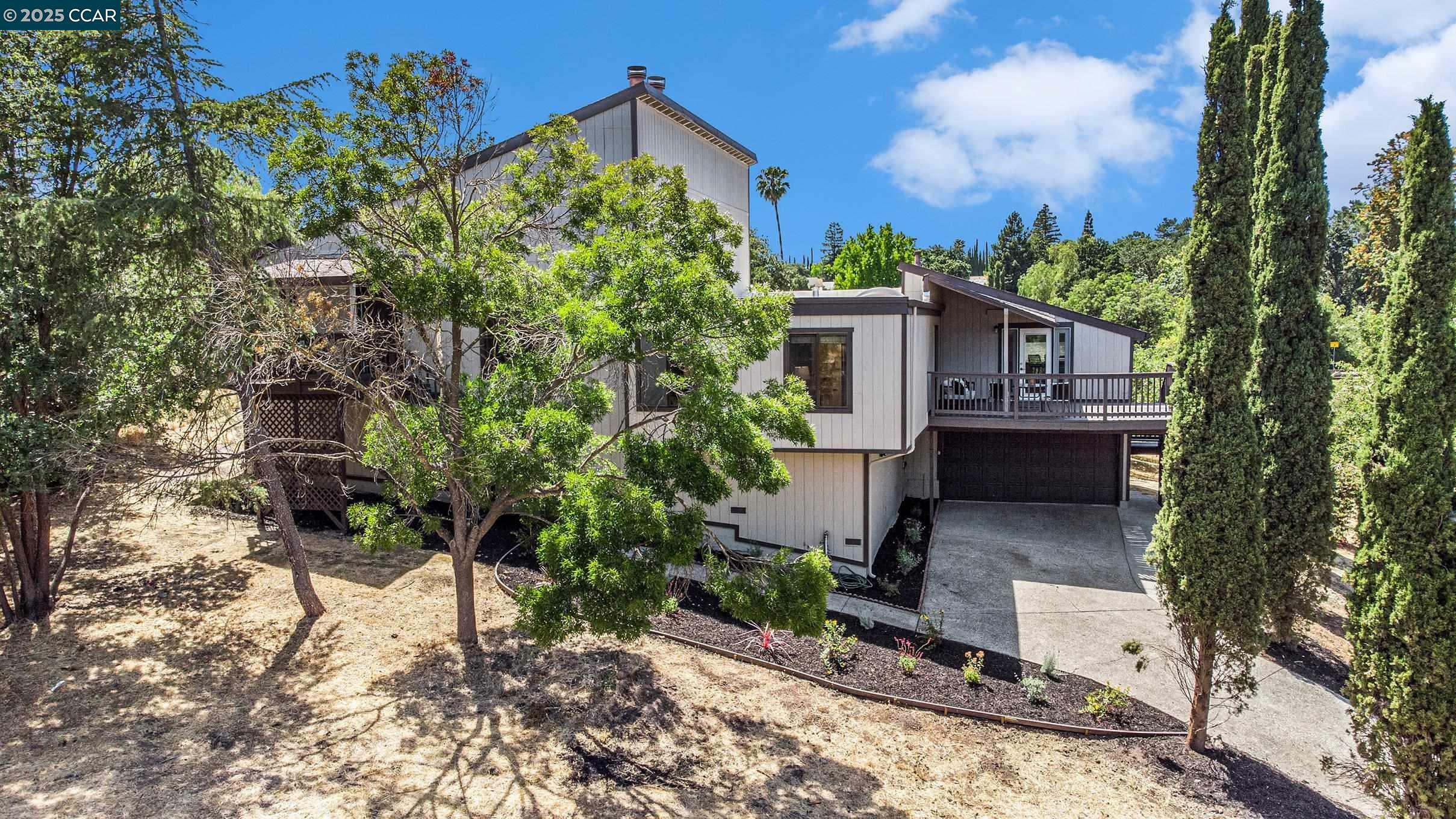 122 High St  Pacheco CA 94553 photo