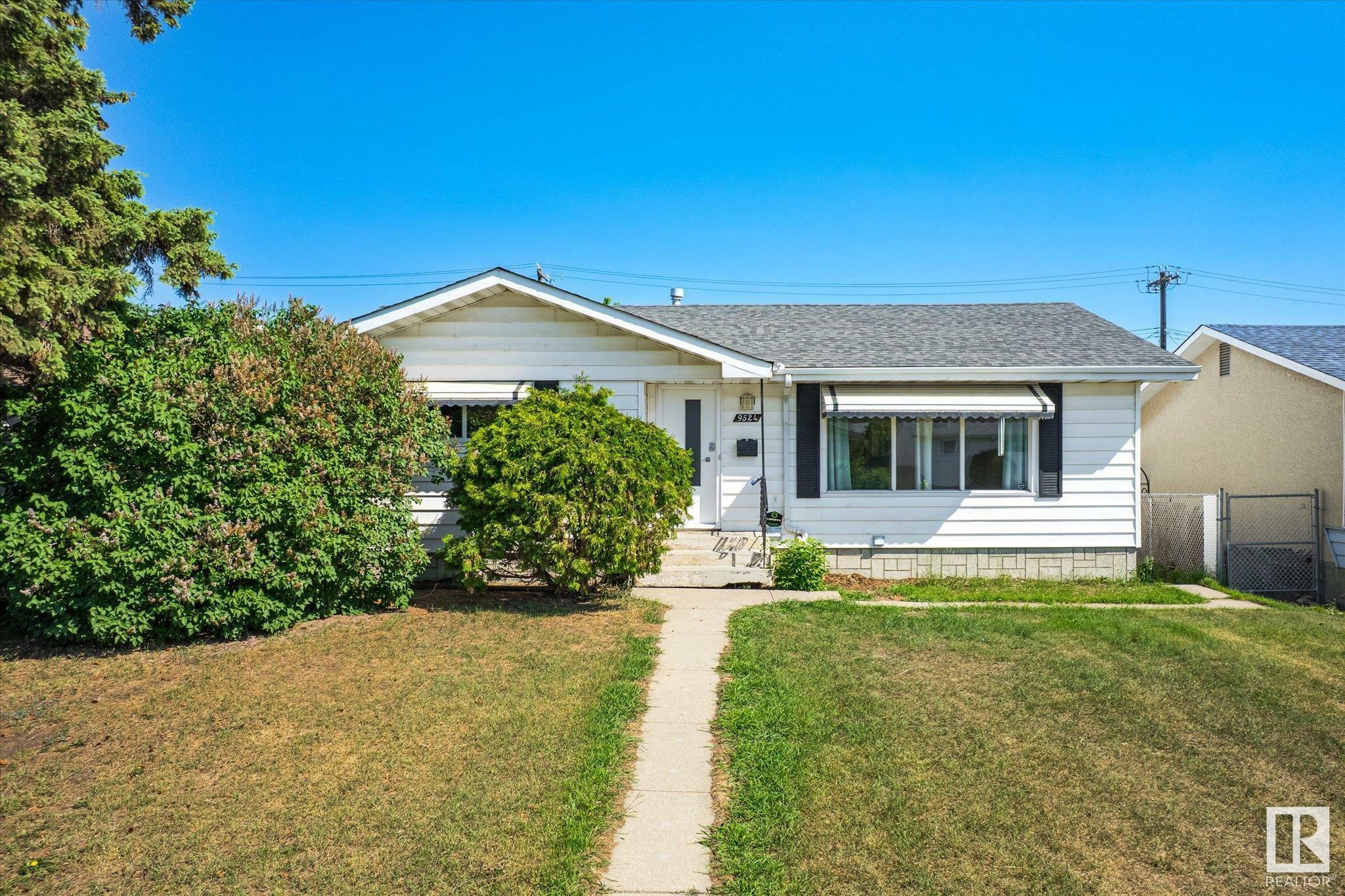 9524 134 Avenue NW  Edmonton AB T5E 1H7 photo