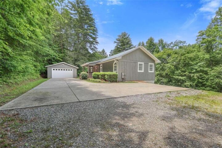 Property Photo: 6704 Morgan Drive GA 30582