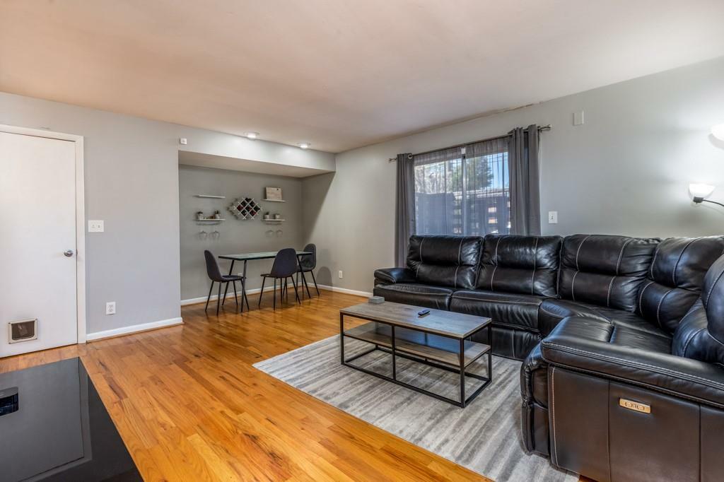 Property Photo: 3501 Roswell Road NE 103 GA 30305