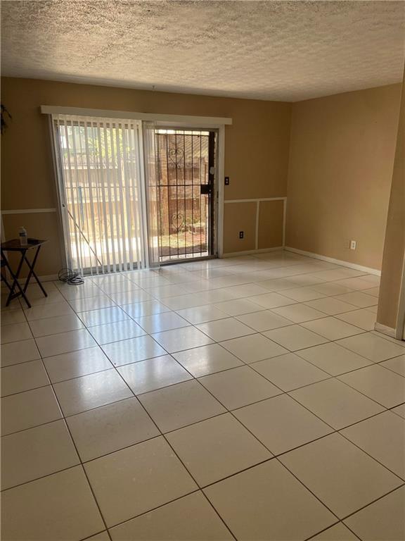Property Photo: 1867 Myrtle Drive 5 GA 30311