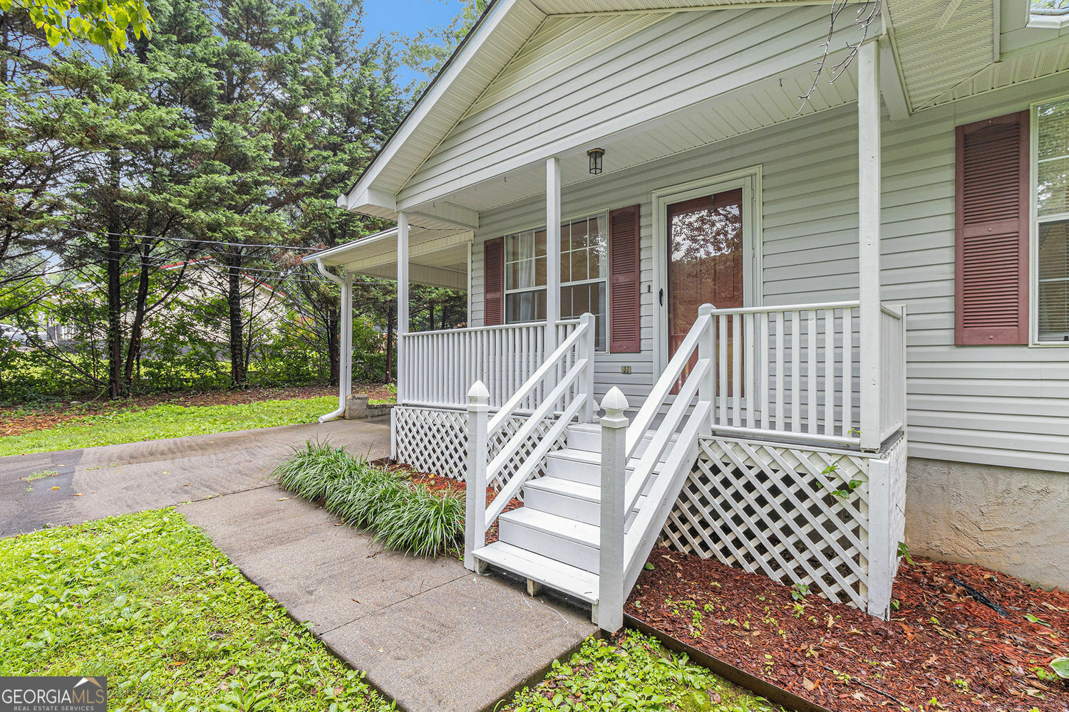 Property Photo: 1161 Gardner Springs Road SE GA 30103