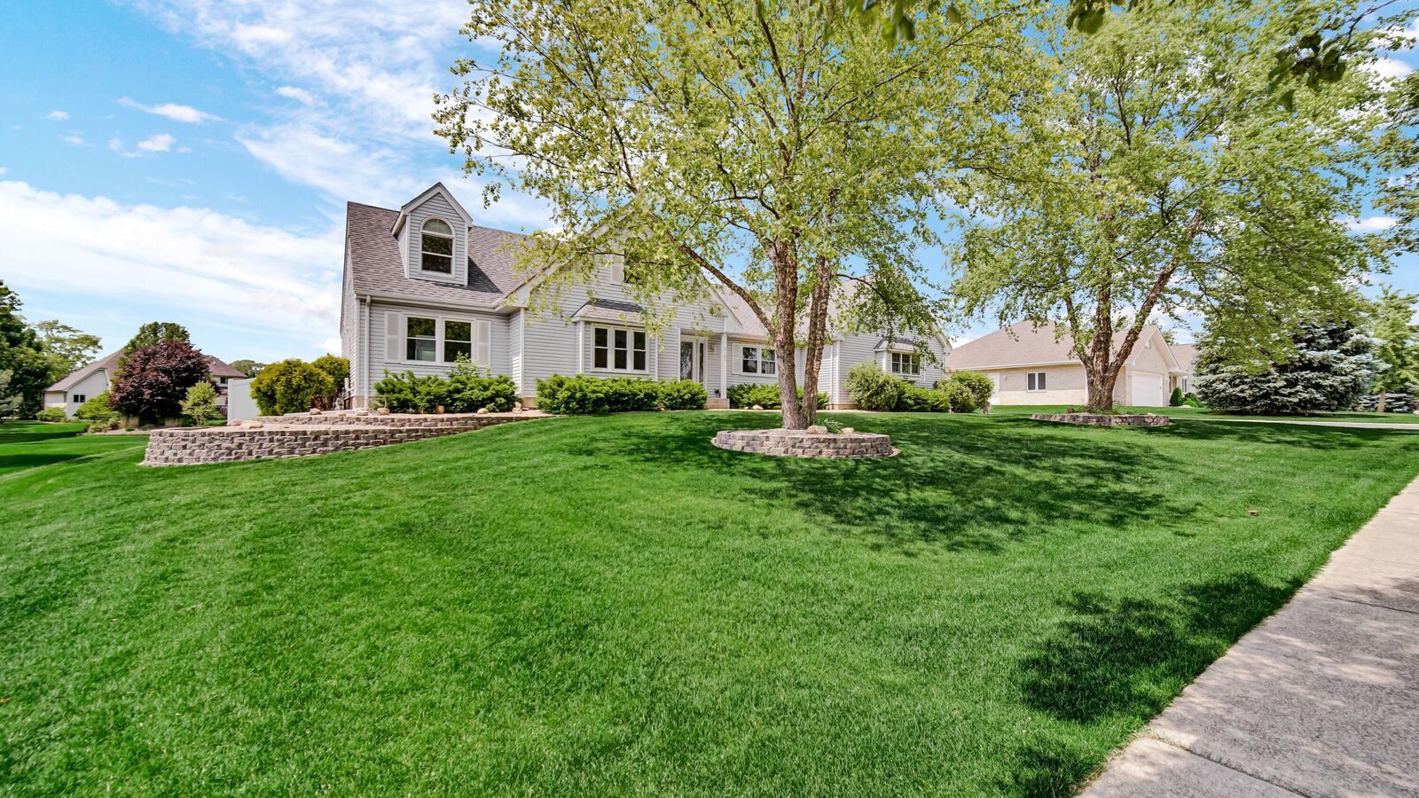 Property Photo: 9160 Schillton Drive IN 46373