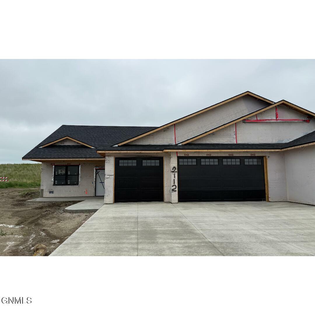 Property Photo: 2112 Prairie Hawk Drive ND 58503
