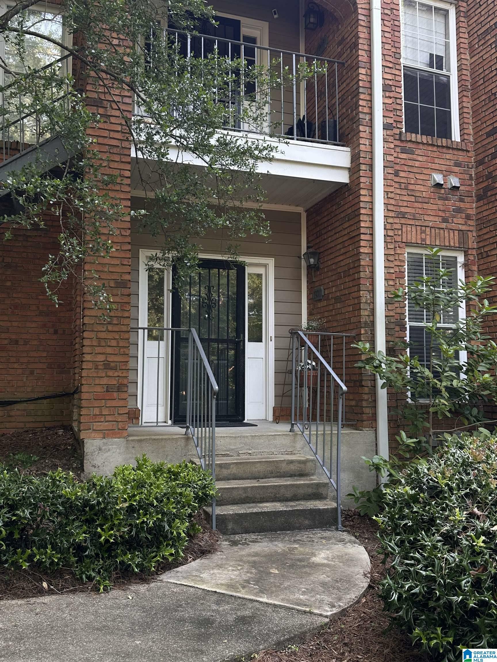 Property Photo: 1901 Waterford Place 1901 AL 35244