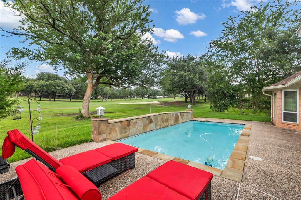 Property Photo: 121 April Waters Drive N TX 77356