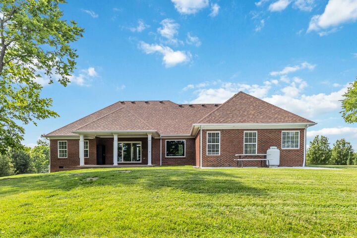 Property Photo:  500 Amster Woods Drive  KY 40475 