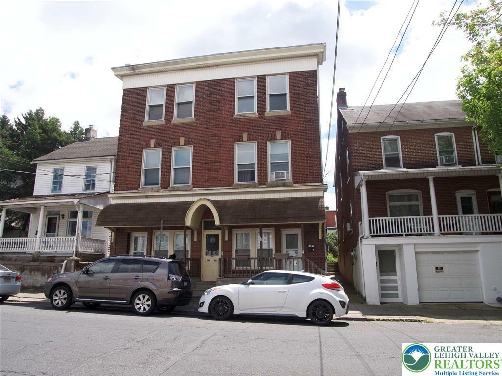 Property Photo: 266 E Walnut Street PA 18109
