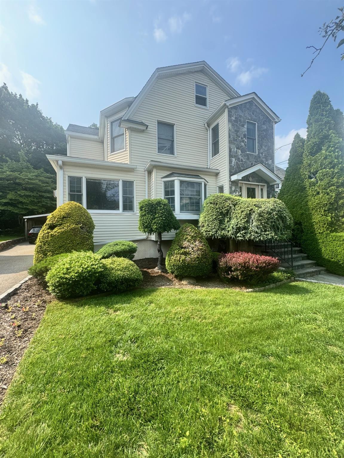 44 Sterling Avenue  Harrison NY 10528 photo