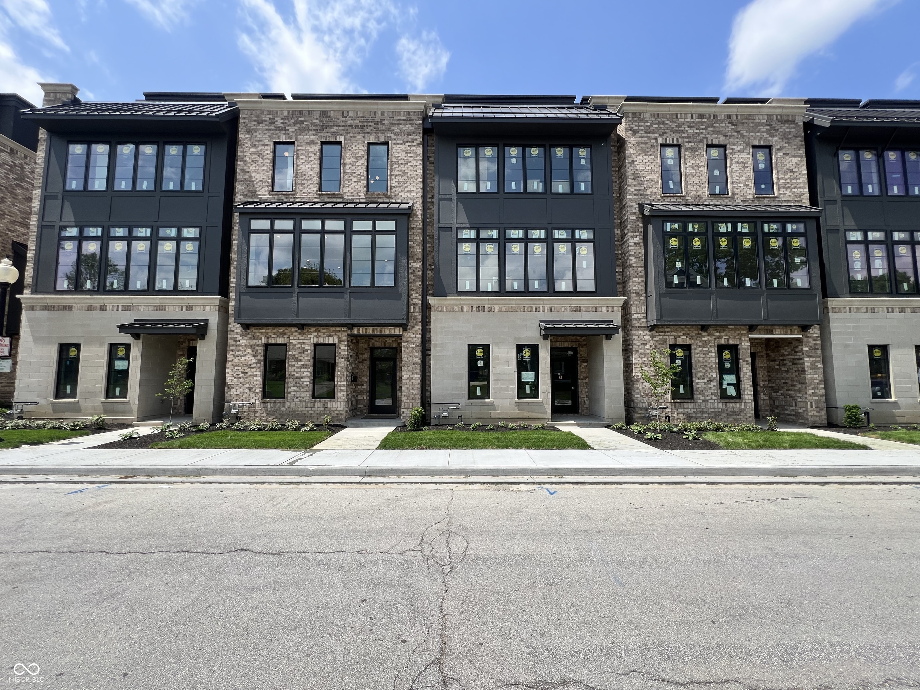 Property Photo:  120 First Avenue SE  IN 46032 